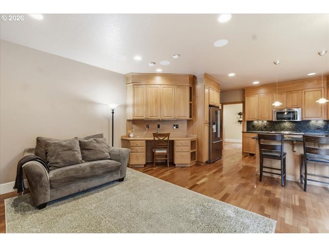 3177 41ST Ct, Washougal, WA 98671