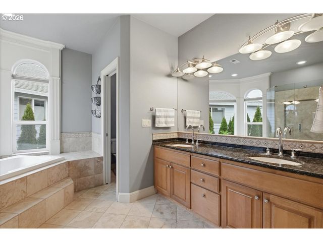 3177 41ST Ct, Washougal, WA 98671