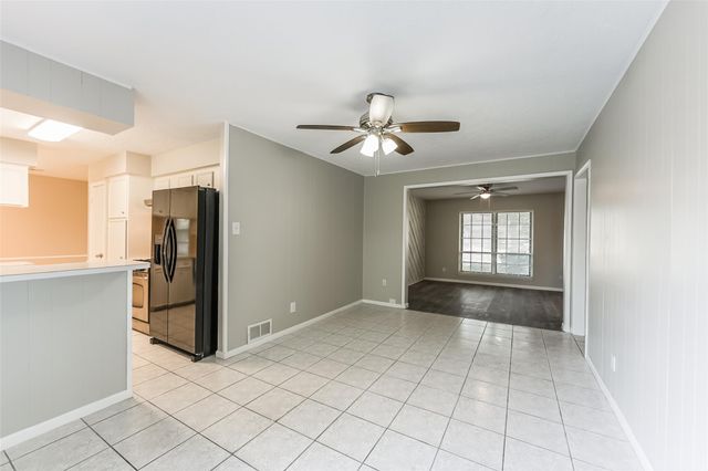 7015 Pine Vista Lane, Houston, TX 77092