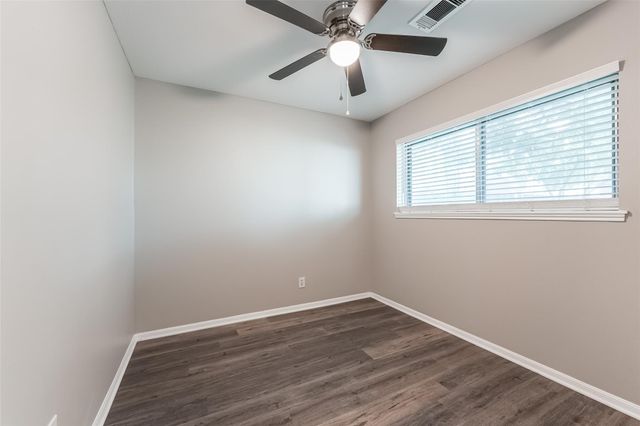 7015 Pine Vista Lane, Houston, TX 77092