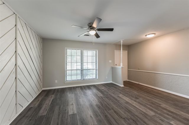 7015 Pine Vista Lane, Houston, TX 77092