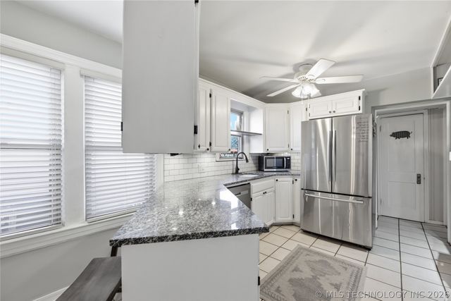 217 S Jamestown Avenue, Tulsa, OK 74112