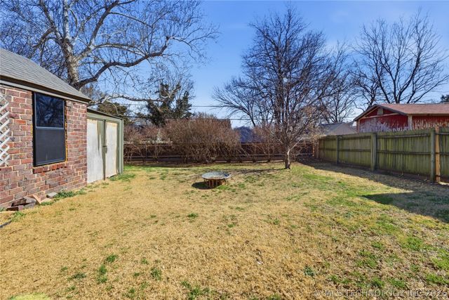 217 S Jamestown Avenue, Tulsa, OK 74112