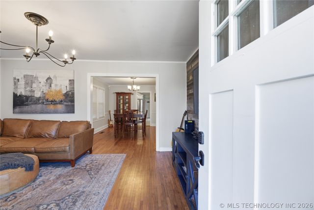 217 S Jamestown Avenue, Tulsa, OK 74112