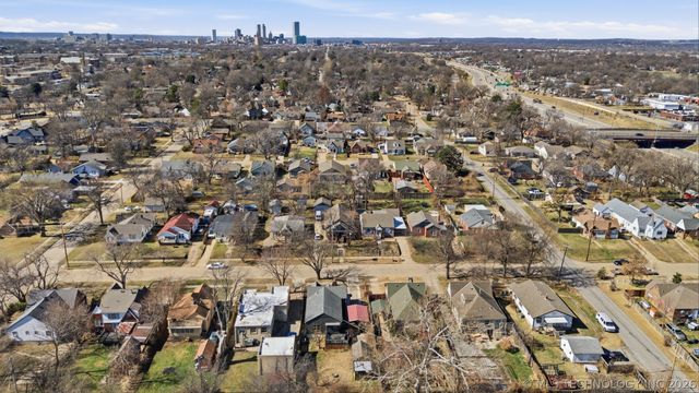 217 S Jamestown Avenue, Tulsa, OK 74112