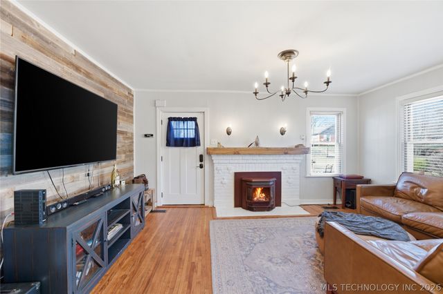 217 S Jamestown Avenue, Tulsa, OK 74112