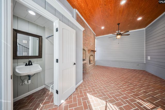 1104 Chartel Circle, Columbia, SC 29203