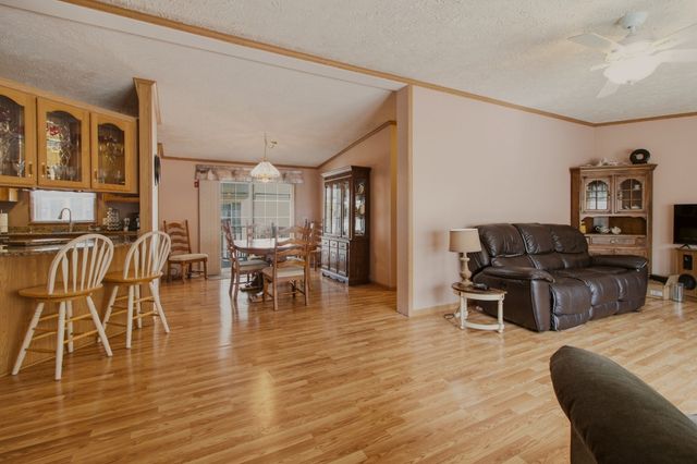 177 Songbird, Tiverton, RI 02878