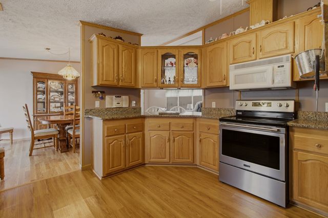 177 Songbird, Tiverton, RI 02878