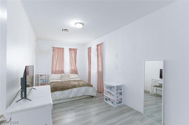 3640 North Walnut Road, Las Vegas, NV 89115