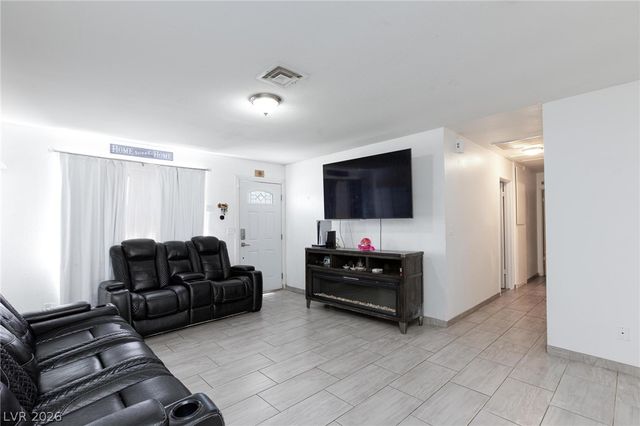 3640 North Walnut Road, Las Vegas, NV 89115