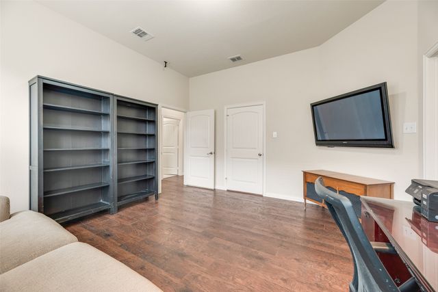 5124 Grovewood Drive, Mckinney, TX 75071