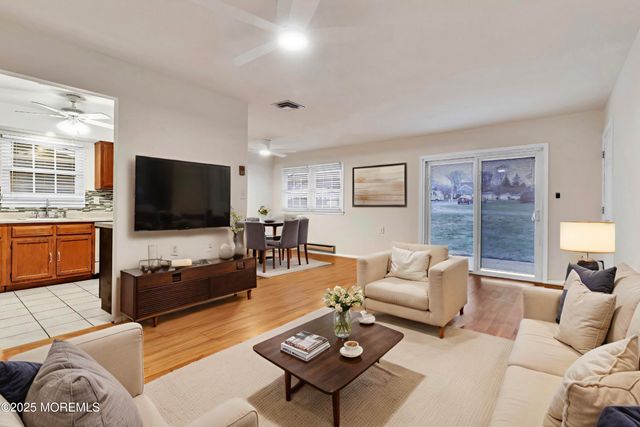 25 Whitman Street, Brick, NJ 08724