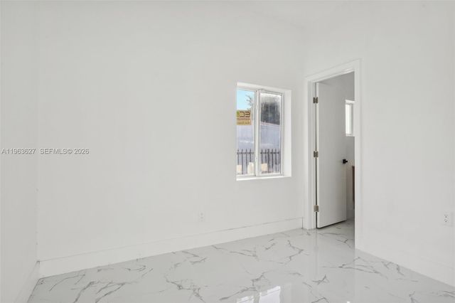 2360 Rutland St, Opa-locka, FL 33054