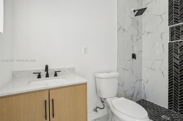 2360 Rutland St, Opa-locka, FL 33054