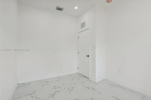 2360 Rutland St, Opa-locka, FL 33054