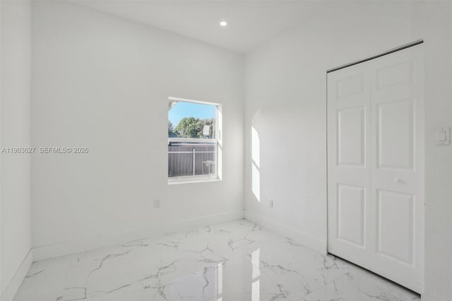 2360 Rutland St, Opa-locka, FL 33054