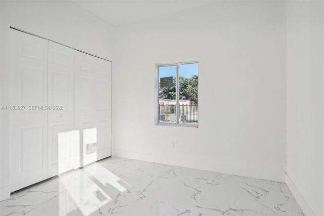 2360 Rutland St, Opa-locka, FL 33054