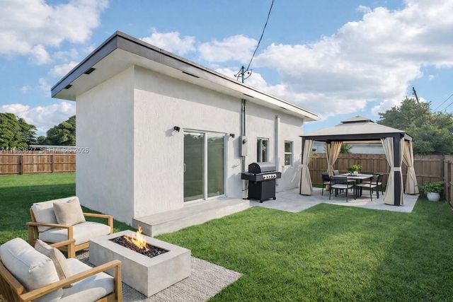 2360 Rutland St, Opa-locka, FL 33054