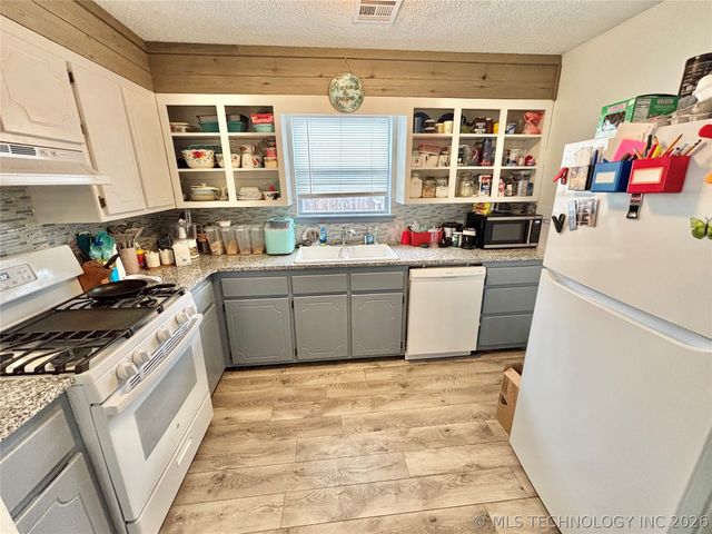 508 NW 6th Street, Stigler, OK 74462