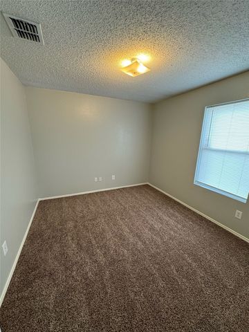 1805 Brookwood Drive, Terrell, TX 75160