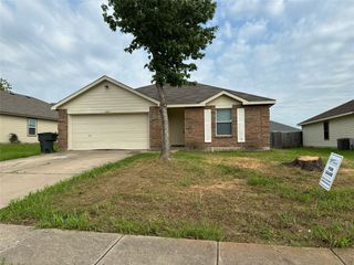 1805 Brookwood Drive, Terrell, TX 75160