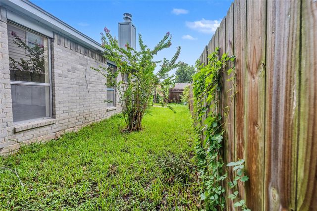 7907 Chancel Drive, Houston, TX 77071
