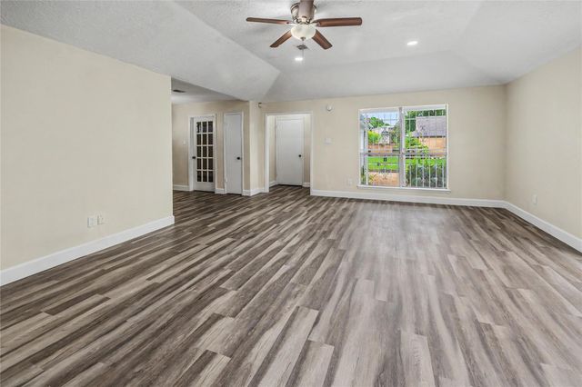 7907 Chancel Drive, Houston, TX 77071