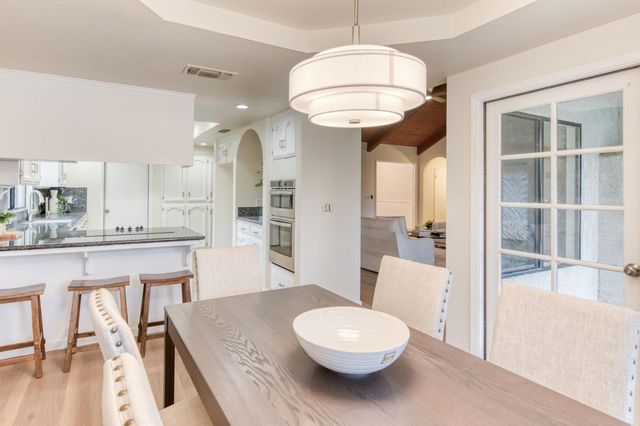 1377 E El Paso Avenue, Fresno, CA 93720