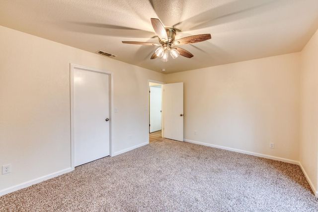 1377 E El Paso Avenue, Fresno, CA 93720