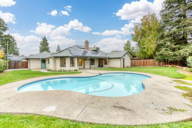 1377 E El Paso Avenue, Fresno, CA 93720