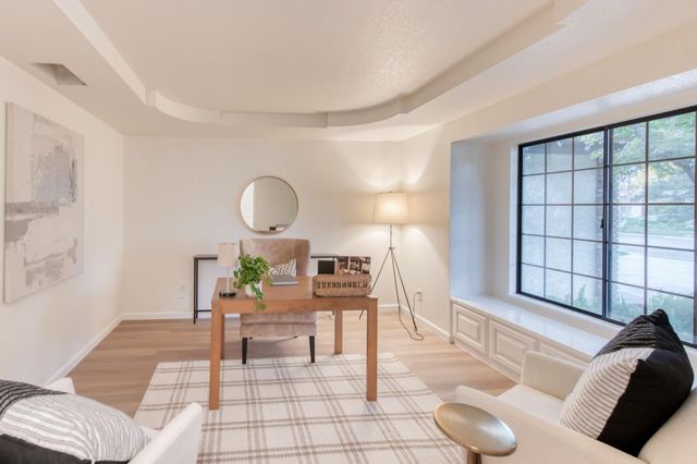 1377 E El Paso Avenue, Fresno, CA 93720