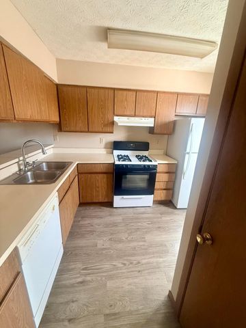 811 Crofton Place, Reynoldsburg, OH 43068