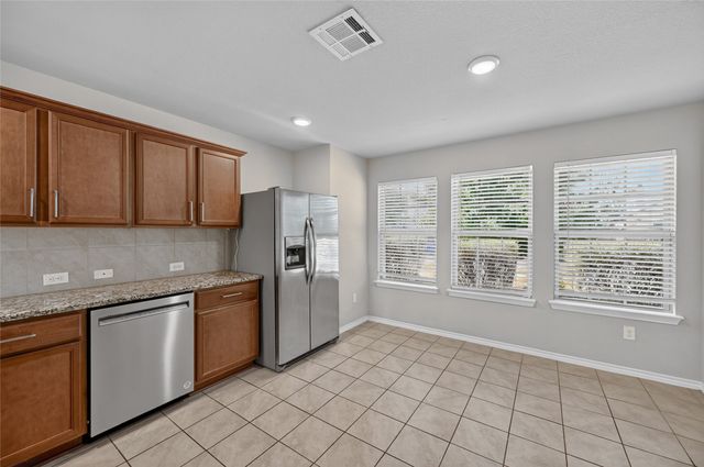 1518 Illinois Avenue, Lancaster, TX 75134