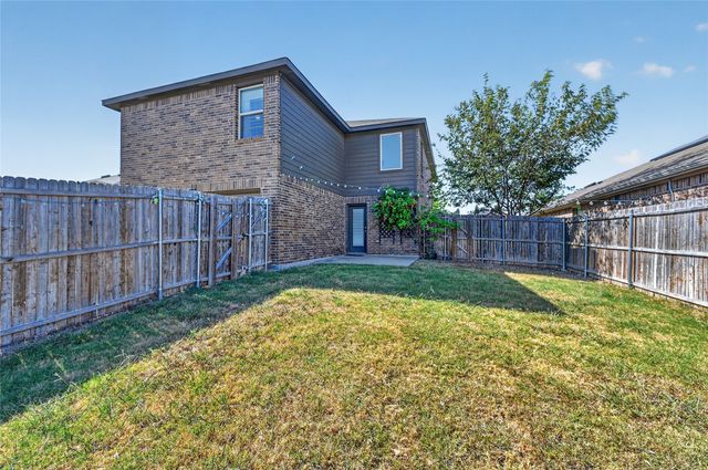 1518 Illinois Avenue, Lancaster, TX 75134