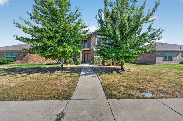 1518 Illinois Avenue, Lancaster, TX 75134