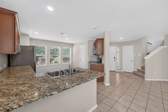 1518 Illinois Avenue, Lancaster, TX 75134