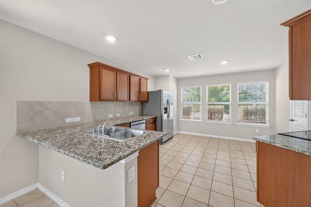 1518 Illinois Avenue, Lancaster, TX 75134