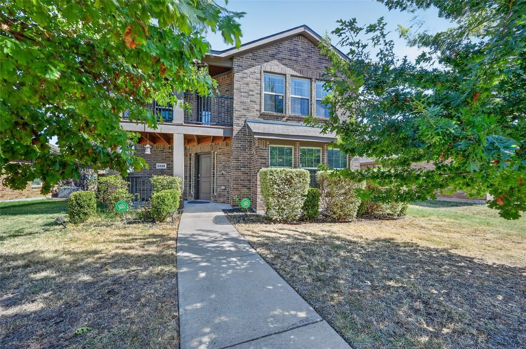 1518 Illinois Avenue, Lancaster, TX 75134