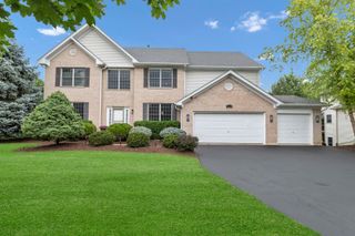 1311 Bison Lane, Hoffman Estates, IL 60192