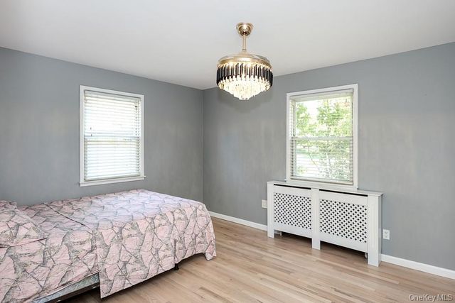 844 Hemlock Street, Franklin Square, NY 11010
