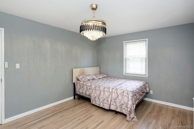 844 Hemlock Street, Franklin Square, NY 11010