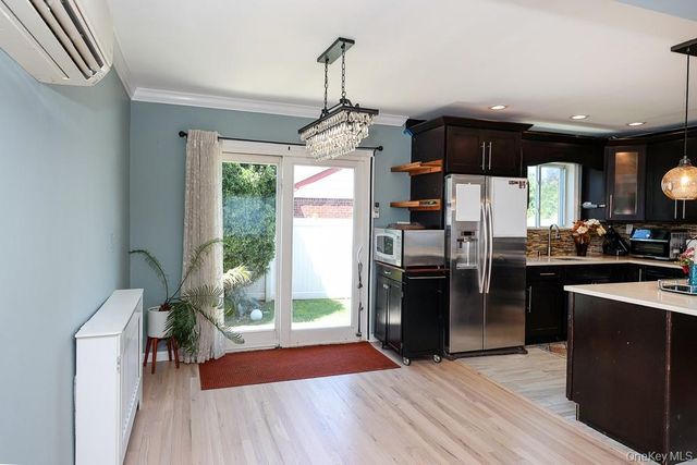 844 Hemlock Street, Franklin Square, NY 11010