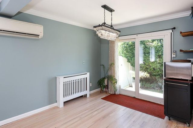 844 Hemlock Street, Franklin Square, NY 11010
