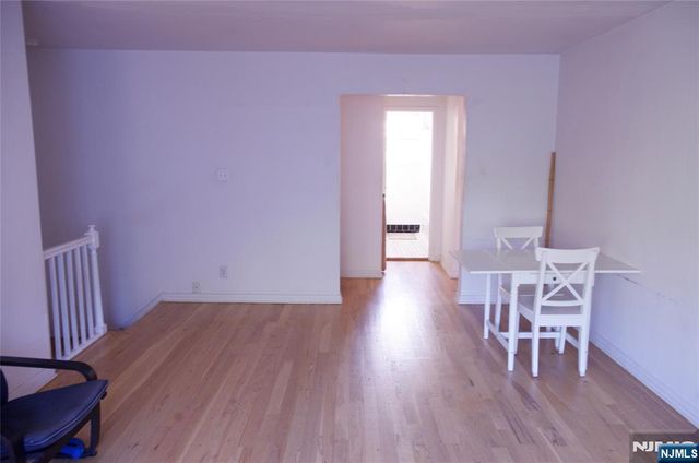 129 River Drive B, Elmwood Park, NJ 07407