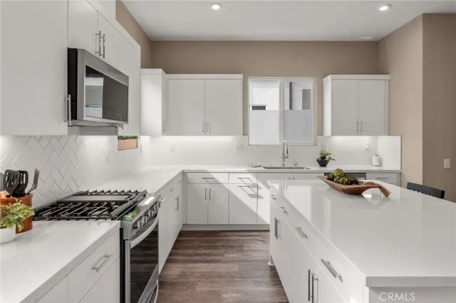 1423 W Cara, Anaheim, CA 92805