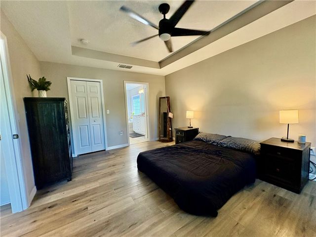 8425 105th Avenue, Vero Beach, FL 32967