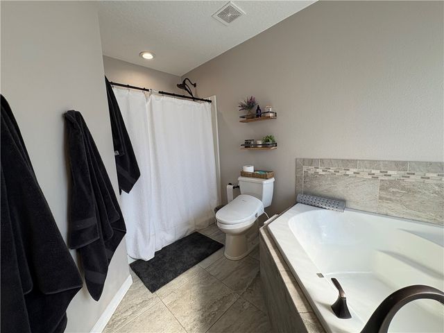 8425 105th Avenue, Vero Beach, FL 32967