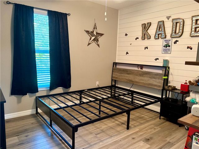 8425 105th Avenue, Vero Beach, FL 32967