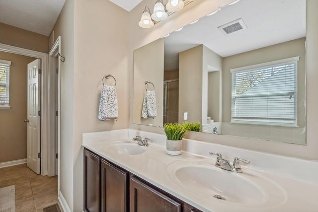 3163 Autumn Applause Drive, Lewis Center, OH 43035